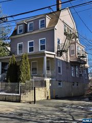 84 Farley, Newark, NJ 07108