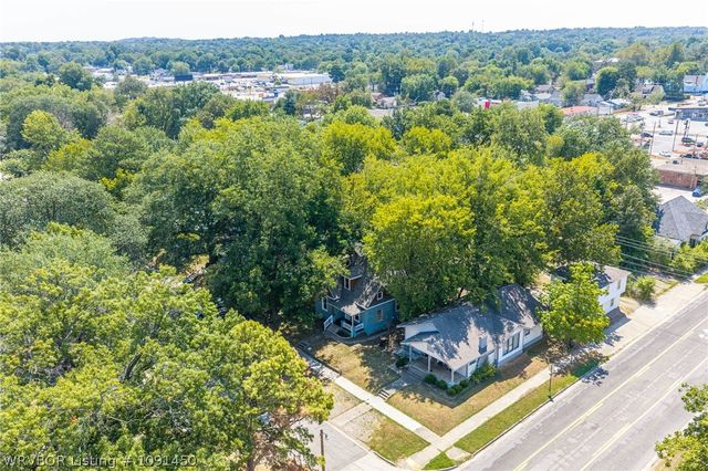 2704 N J Street, Fort Smith, AR 72901