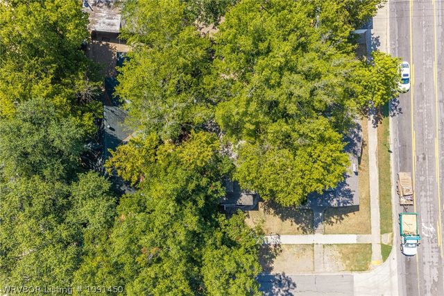 2704 N J Street, Fort Smith, AR 72901