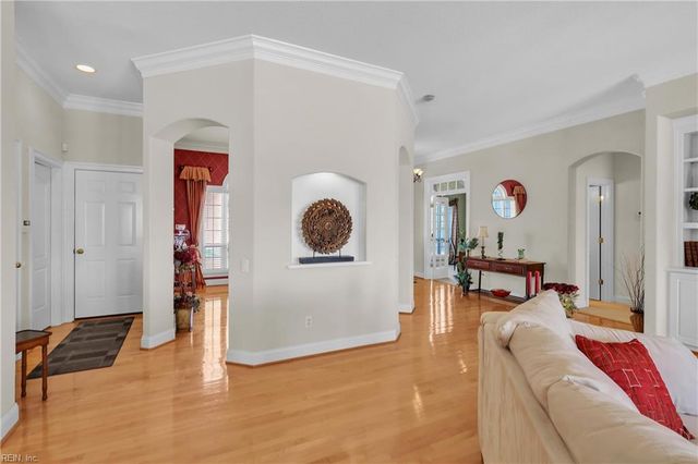 2001 Quarter Horse LN, Suffolk, VA 23434