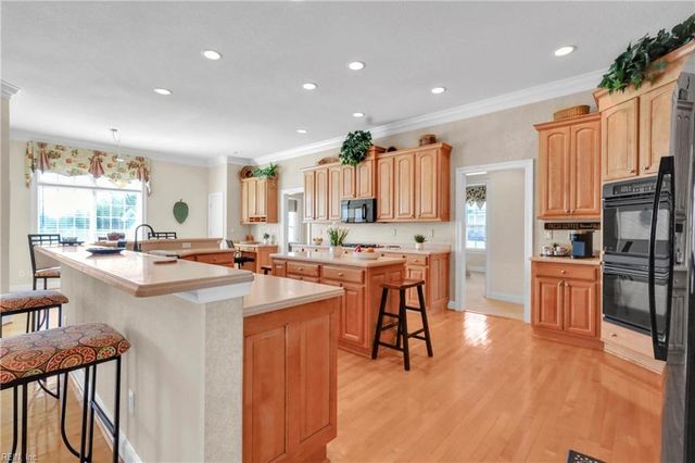 2001 Quarter Horse LN, Suffolk, VA 23434