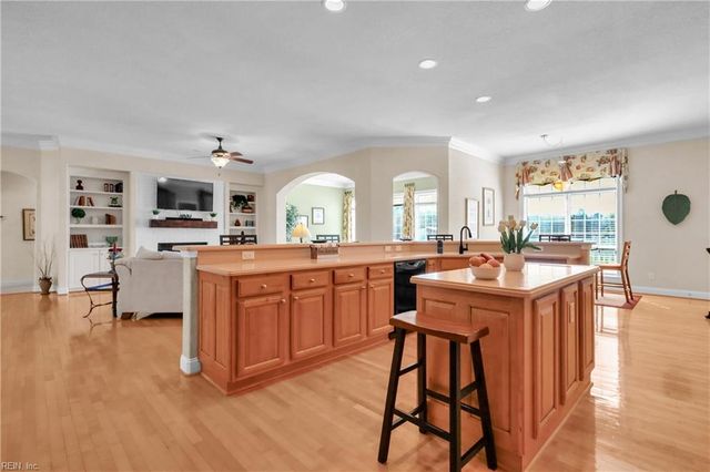 2001 Quarter Horse LN, Suffolk, VA 23434