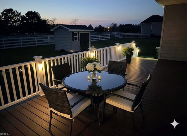 2001 Quarter Horse LN, Suffolk, VA 23434