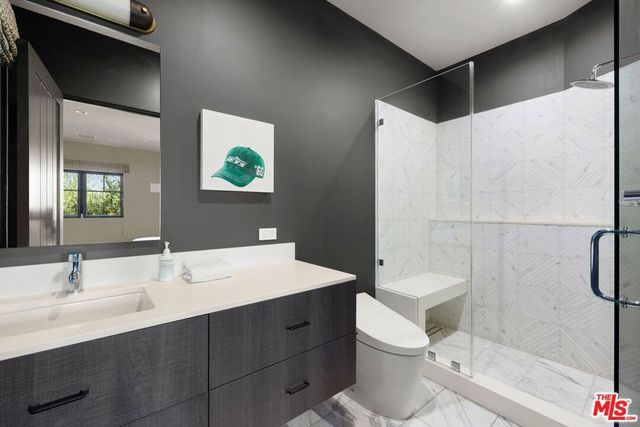 521 Amalfi Drive, Pacific Palisades, CA 90272