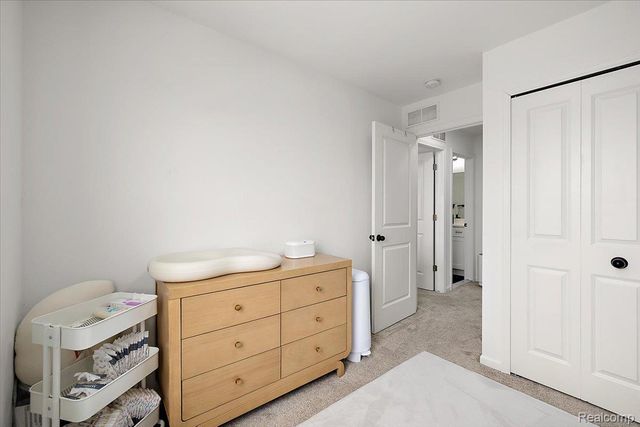 3951 Trailwaycommons Circle, Auburn Hills, MI 48326