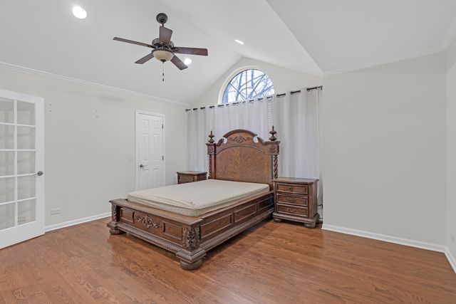 141 Manchester Court, Buffalo Grove, IL 60089