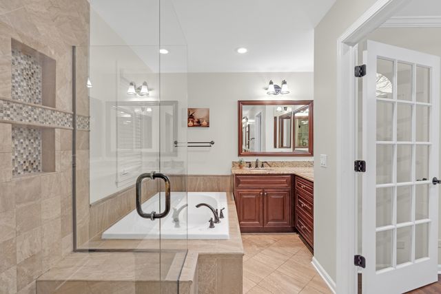 141 Manchester Court, Buffalo Grove, IL 60089