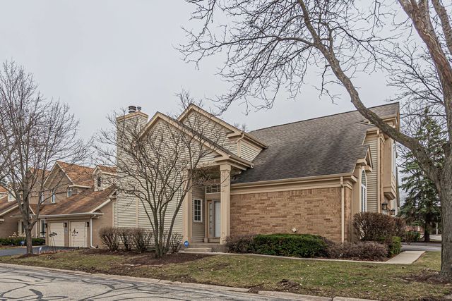 141 Manchester Court, Buffalo Grove, IL 60089