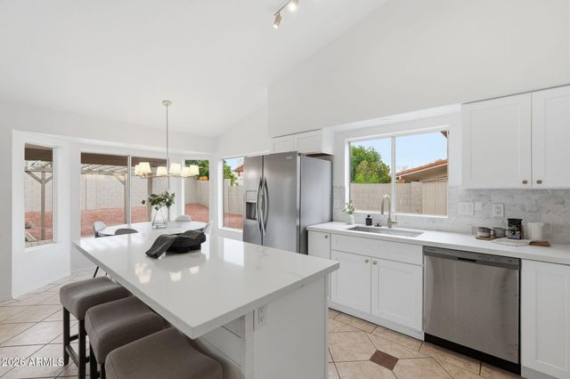 7756 W HEARN Road, Peoria, AZ 85381