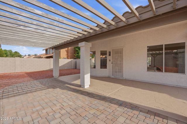 7756 W HEARN Road, Peoria, AZ 85381