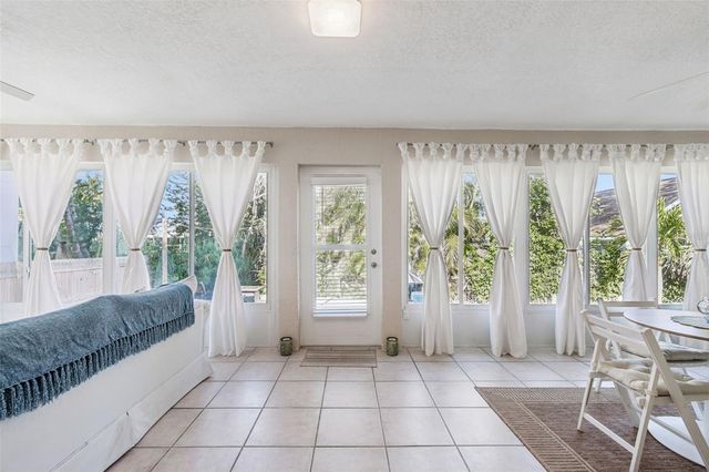 216 176TH AVENUE E, Redington Shores, FL 33708