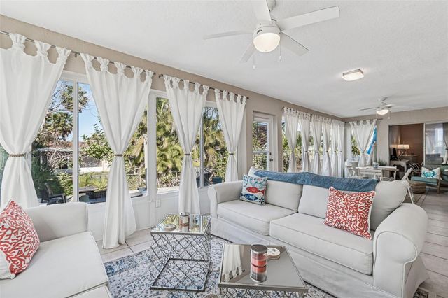 216 176TH AVENUE E, Redington Shores, FL 33708
