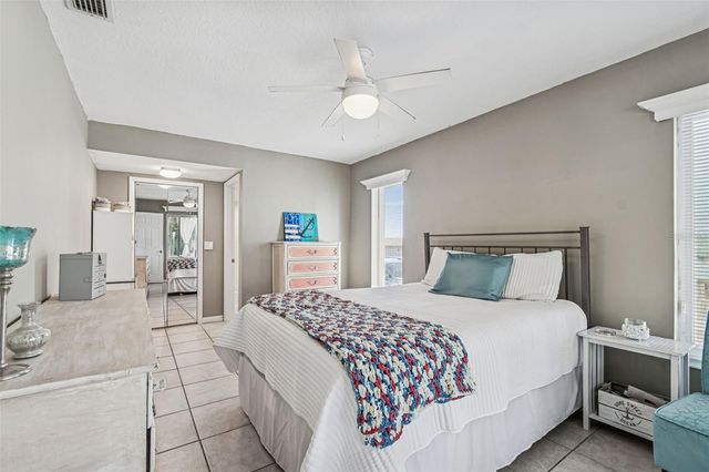216 176TH AVENUE E, Redington Shores, FL 33708