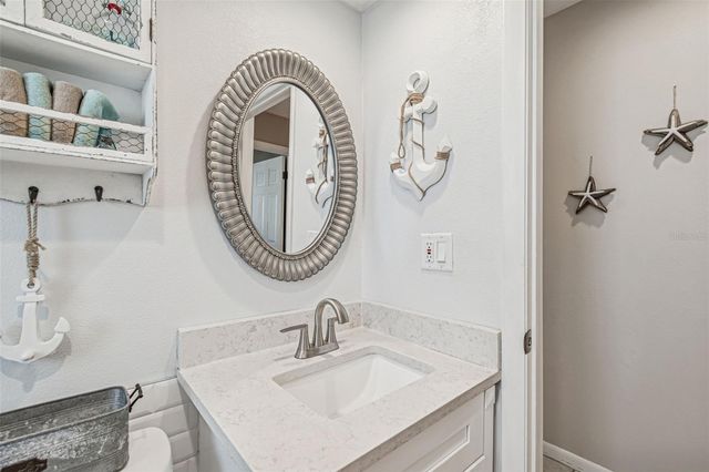216 176TH AVENUE E, Redington Shores, FL 33708