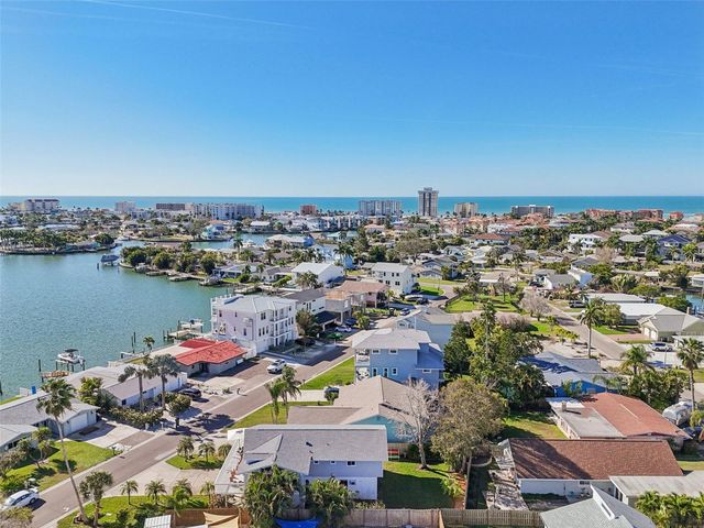 216 176TH AVENUE E, Redington Shores, FL 33708