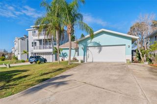 216 176TH AVENUE E, Redington Shores, FL 33708