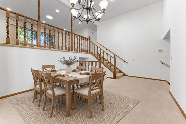 1810 Howell Street N, Falcon Heights, MN 55113