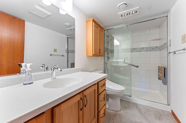 1810 Howell Street N, Falcon Heights, MN 55113
