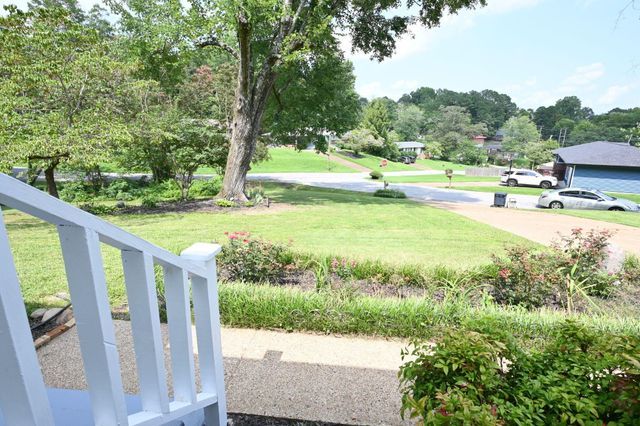 801 Merrimac Circle, Chattanooga, TN 37412