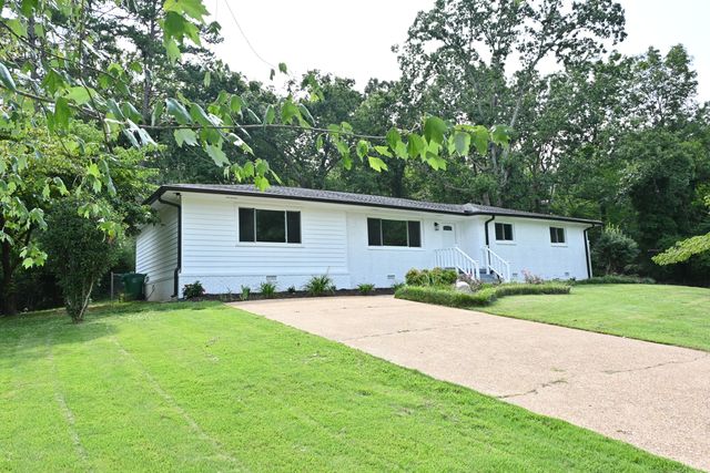 801 Merrimac Circle, Chattanooga, TN 37412