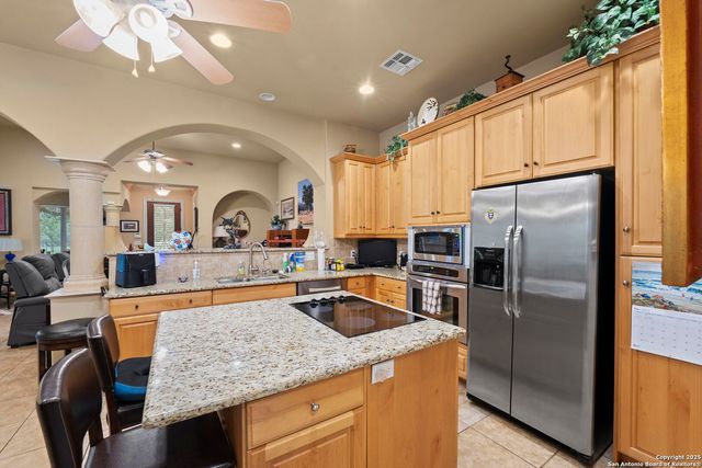 6730 Frua, San Antonio, TX 78257