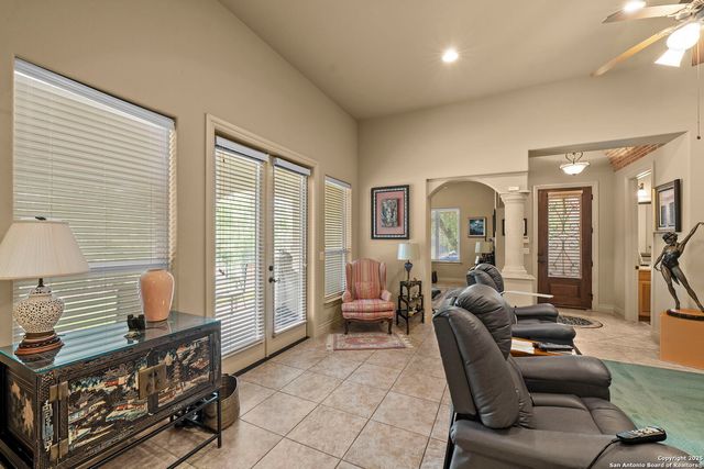 6730 Frua, San Antonio, TX 78257