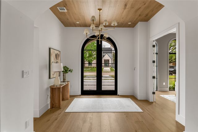 6834 Northridge Drive, Dallas, TX 75214