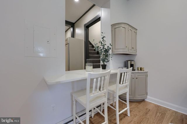 204 E MAIN ST, Mount Joy, PA 17552