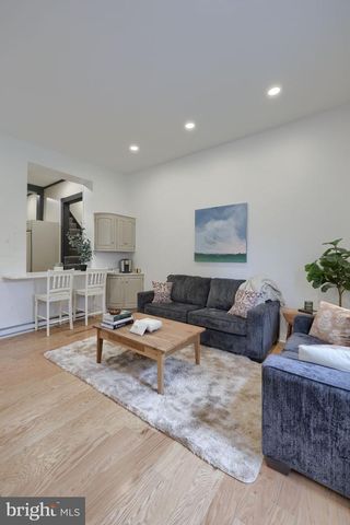 204 E MAIN ST, Mount Joy, PA 17552