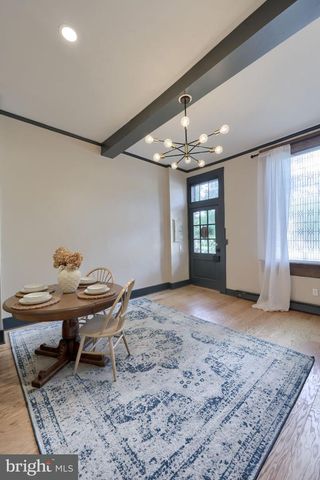 204 E MAIN ST, Mount Joy, PA 17552