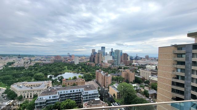 410 Groveland Avenue 202, Minneapolis, MN 55403