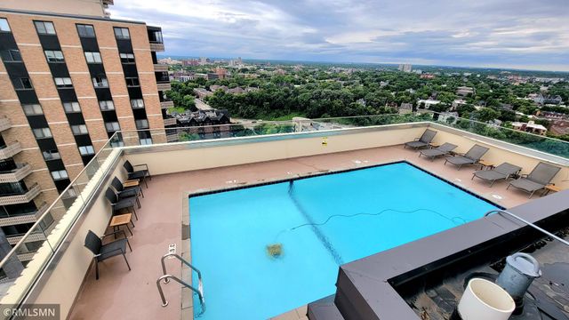 410 Groveland Avenue 202, Minneapolis, MN 55403