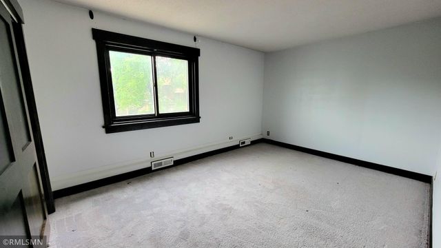 410 Groveland Avenue 202, Minneapolis, MN 55403