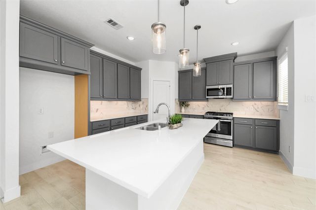 18823 River Overlook Court, Cypress, TX 77433