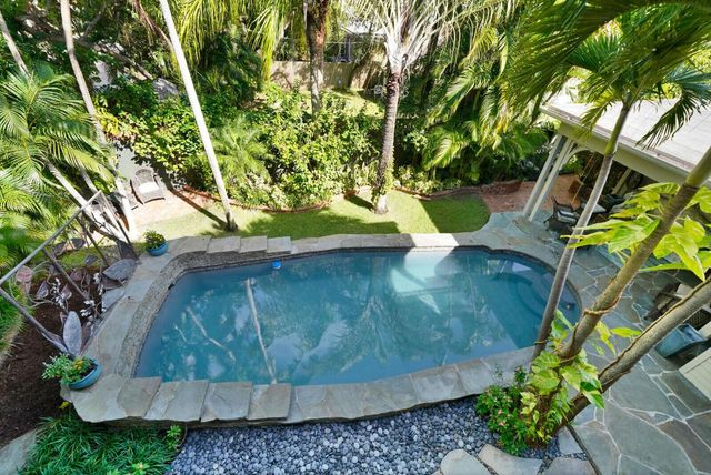 137 S Oak Street, Lantana, FL 33462