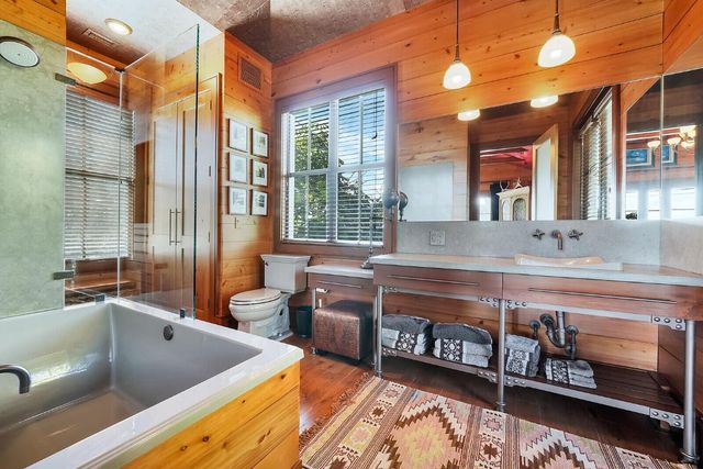 137 S Oak Street, Lantana, FL 33462