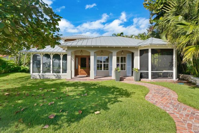 137 S Oak Street, Lantana, FL 33462