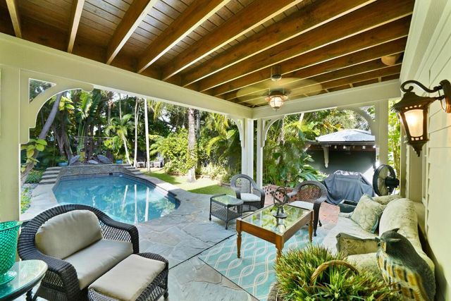 137 S Oak Street, Lantana, FL 33462