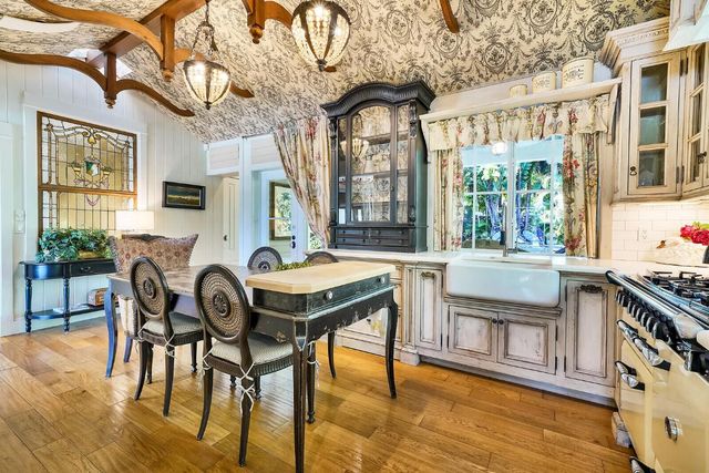 137 S Oak Street, Lantana, FL 33462