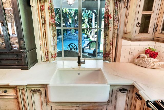 137 S Oak Street, Lantana, FL 33462