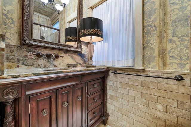 137 S Oak Street, Lantana, FL 33462