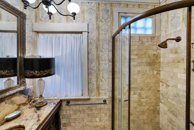 137 S Oak Street, Lantana, FL 33462