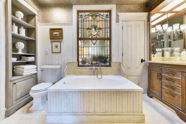 137 S Oak Street, Lantana, FL 33462