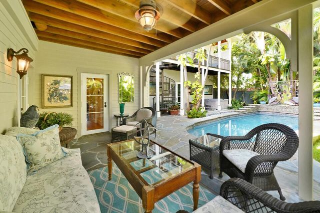 137 S Oak Street, Lantana, FL 33462