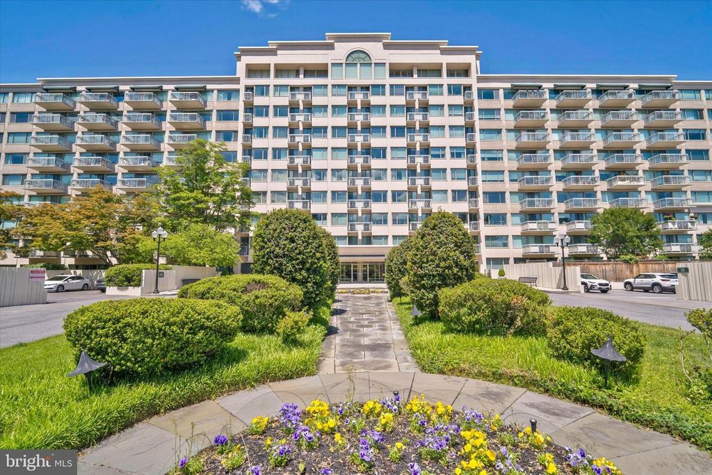 Image 1 of property listing at 5450 WHITLEY PARK TER #301, Bethesda, MD 20814