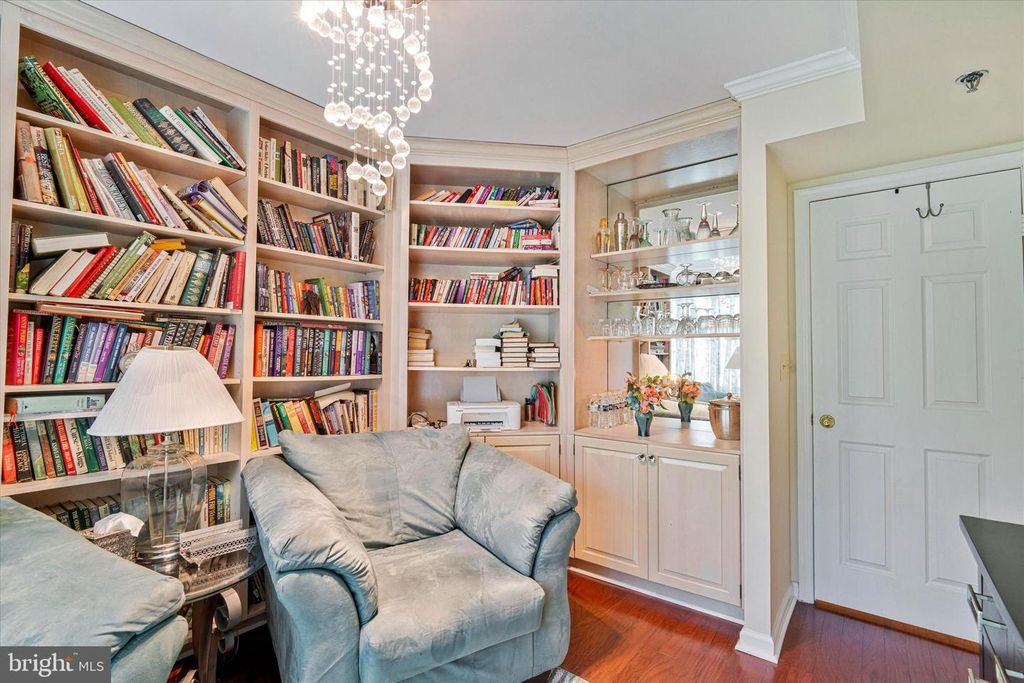 Image 18 of property listing at 5450 WHITLEY PARK TER #301, Bethesda, MD 20814