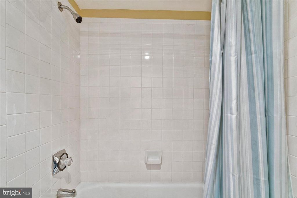 Image 24 of property listing at 5450 WHITLEY PARK TER #301, Bethesda, MD 20814