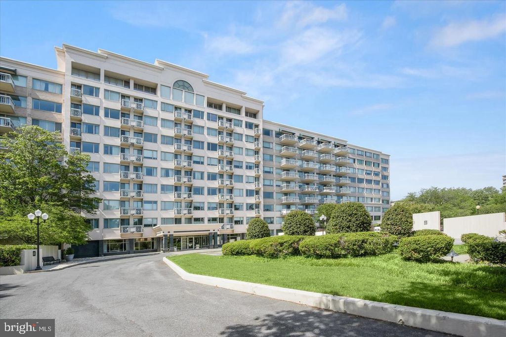 Image 29 of property listing at 5450 WHITLEY PARK TER #301, Bethesda, MD 20814