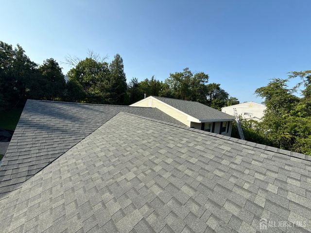 44 Drake Road, Franklin Twsp, NJ 08873