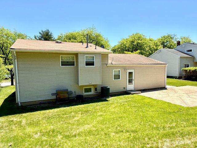 44 Drake Road, Franklin Twsp, NJ 08873